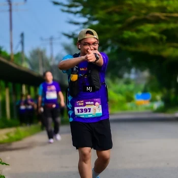 Runner Photo 8352257
