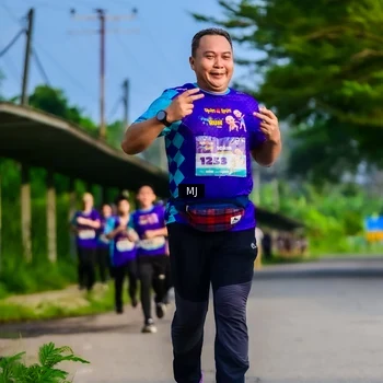 Runner Photo 8352258