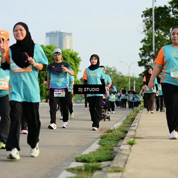 Runner Photo 8352292