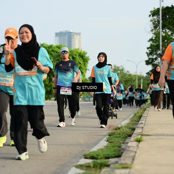 Runner Photo 8352293