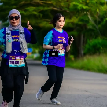 Runner Photo 8352302