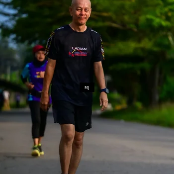 Runner Photo 8352333