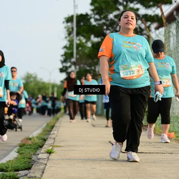 Runner Photo 8352346