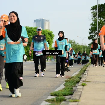 Runner Photo 8352356