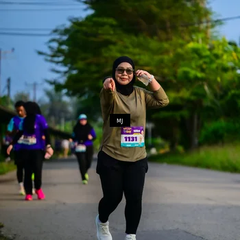 Runner Photo 8352363