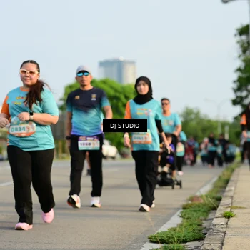Runner Photo 8352364
