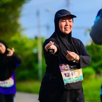 Runner Photo 8352449