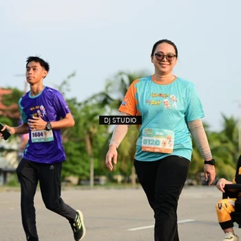 Runner Photo 8352530