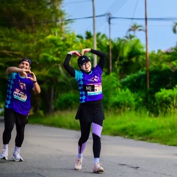 Runner Photo 8352537