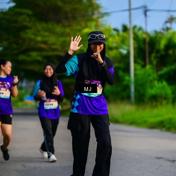 Runner Photo 8352628