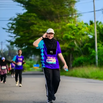 Runner Photo 8352639
