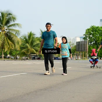 Runner Photo 8352659