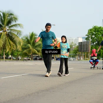 Runner Photo 8352664