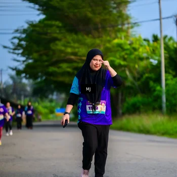 Runner Photo 8352670