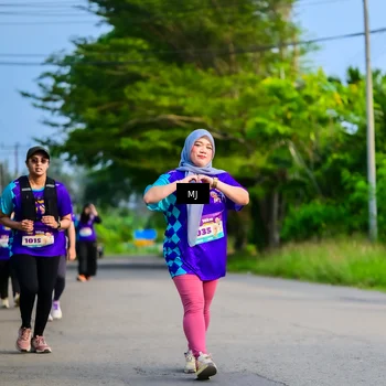 Runner Photo 8352671
