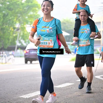 Runner Photo 8352709