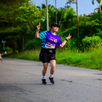 Runner Photo 8352751