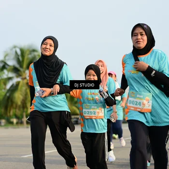Runner Photo 8352876