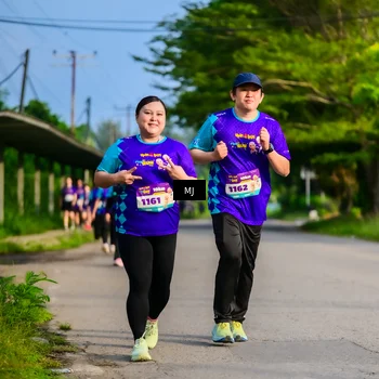 Runner Photo 8352898