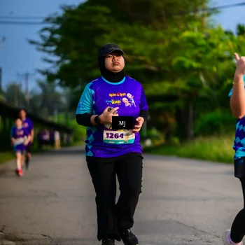 Runner Photo 8352912
