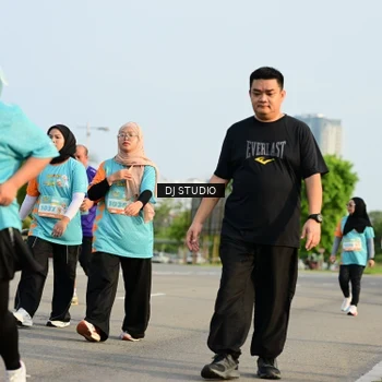 Runner Photo 8352968