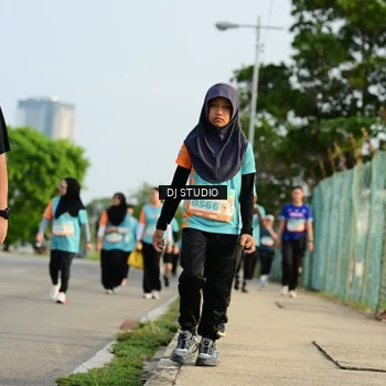 Runner Photo 8352992
