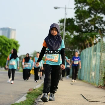 Runner Photo 8352999