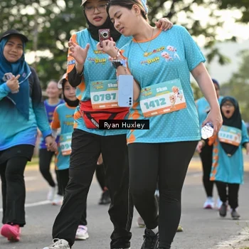 Runner Photo 8353017
