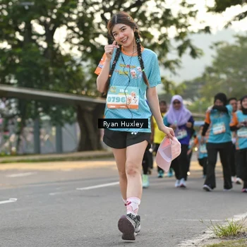 Runner Photo 8353020