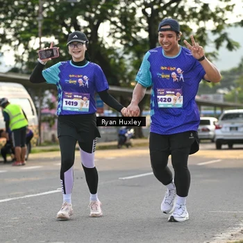 Runner Photo 8353023