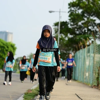 Runner Photo 8353025