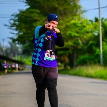 Runner Photo 8353026