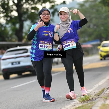 Runner Photo 8353035