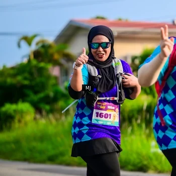 Runner Photo 8353038