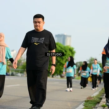 Runner Photo 8353044