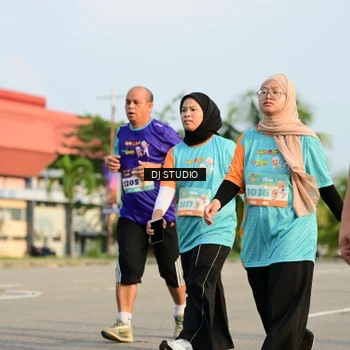 Runner Photo 8353046