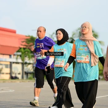 Runner Photo 8353054