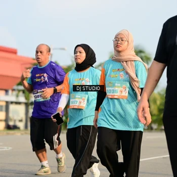 Runner Photo 8353056