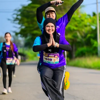 Runner Photo 8353068