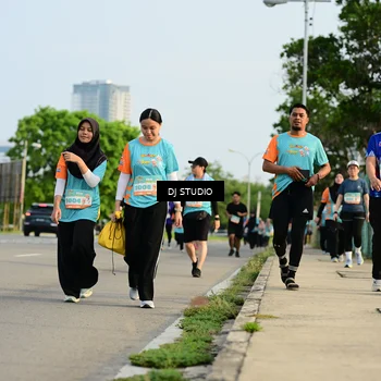 Runner Photo 8353086