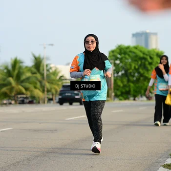 Runner Photo 8353094