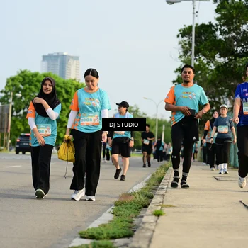 Runner Photo 8353099