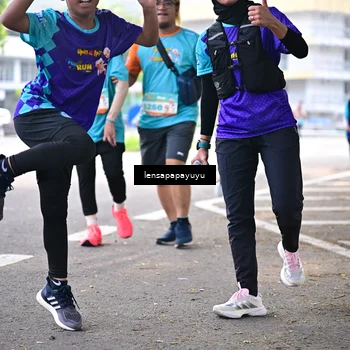 Runner Photo 8353106