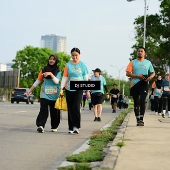 Runner Photo 8353116
