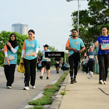 Runner Photo 8353117