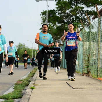 Runner Photo 8353124
