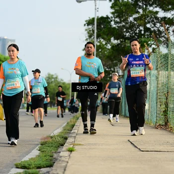 Runner Photo 8353130