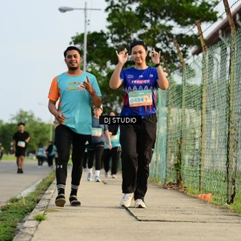 Runner Photo 8353135