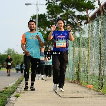 Runner Photo 8353139