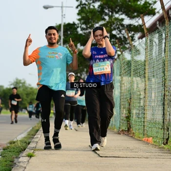 Runner Photo 8353140